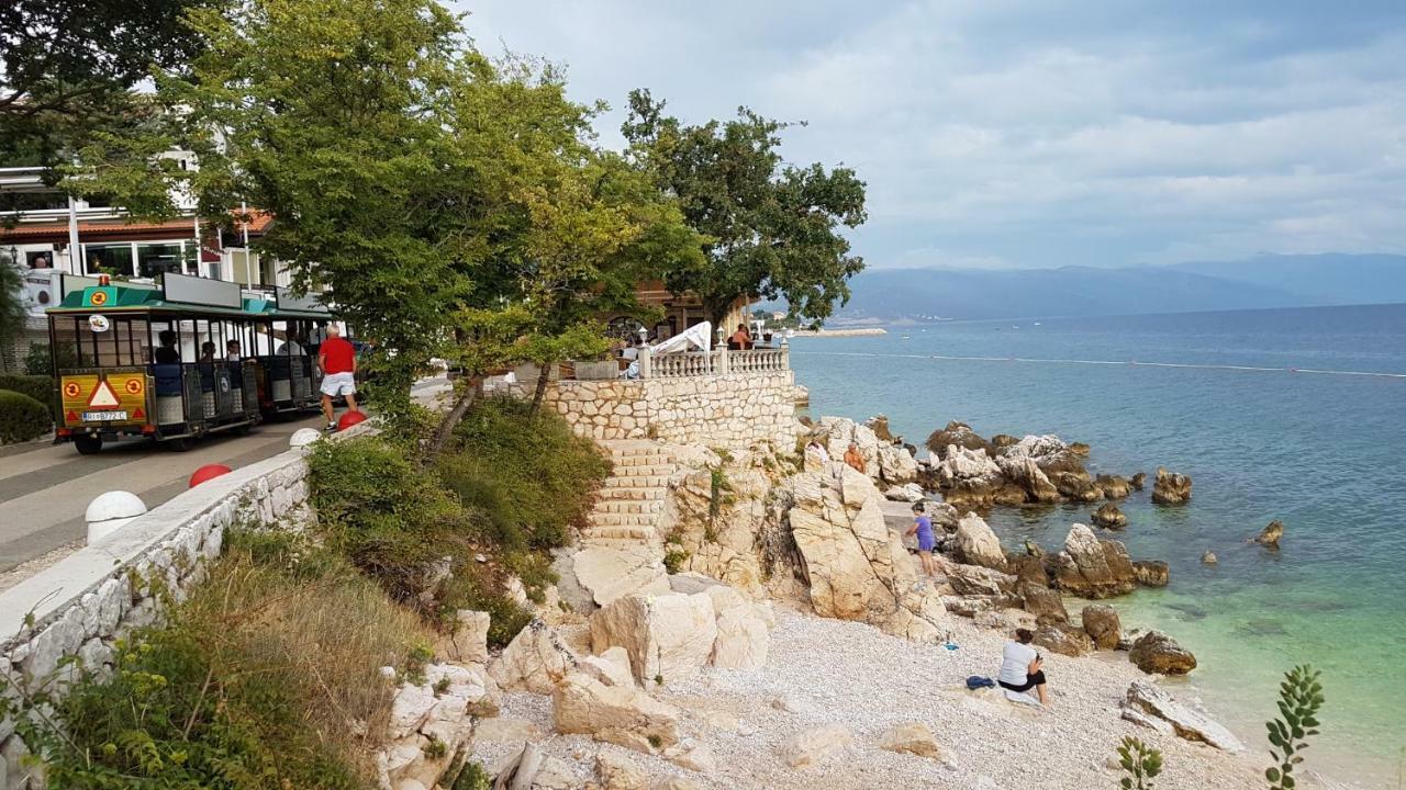 Villa Ane 诺维·维诺多尔斯基 外观 照片